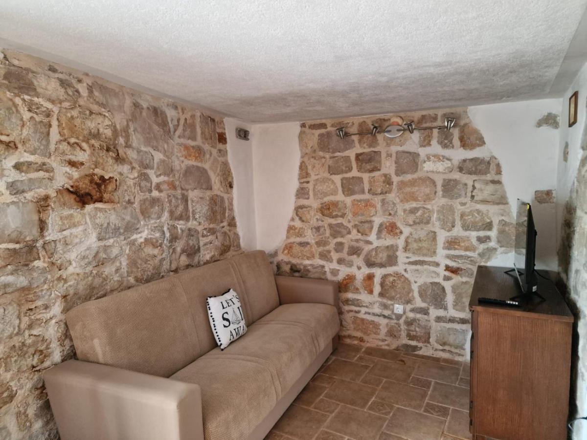 Apartamento House Riva Pirovac Exterior foto