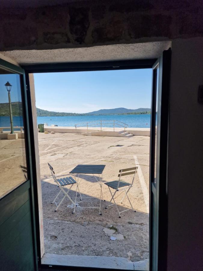 Apartamento House Riva Pirovac Exterior foto
